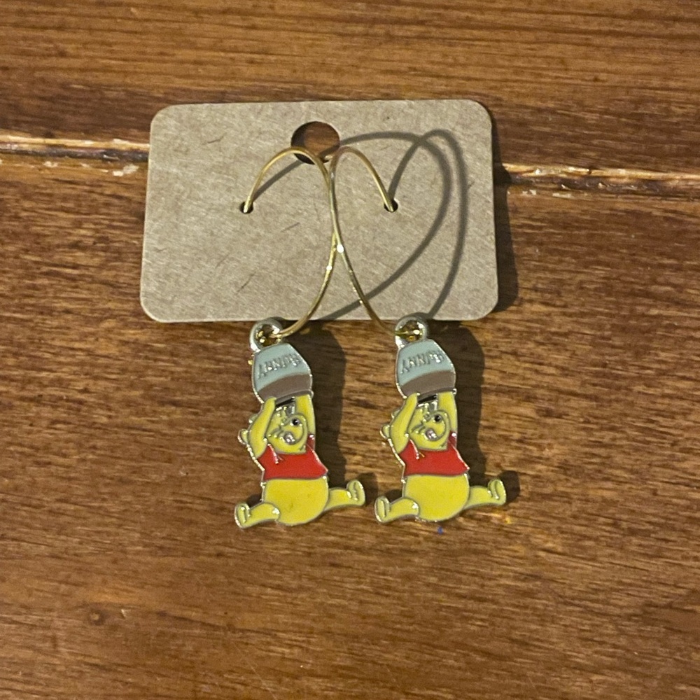 Pooh earrings